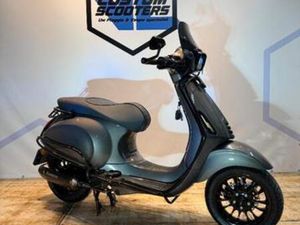 VESPA SPRINT 2017 2V 80CC MALOSSI 45KM SNOR/BROM SCOOTER — SCOOTERS | VESPA — MARKTPLAATS