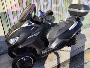 METROPOLIS BLACK EDITION