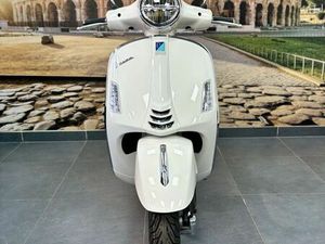 VESPA GTS 125 RST SUPER IE