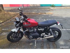 TRIUMPH SPEED TWIN 1200