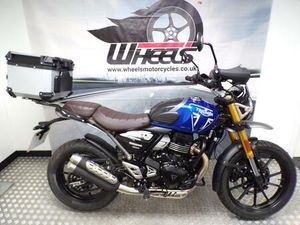 TRIUMPH STREET SCRAMBLER 398 CC