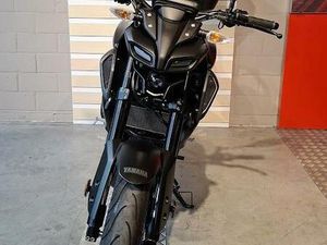 ② YAMAHA MT125