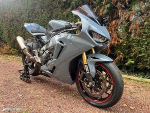 HONDA CBR1000RR SC77 PISTE AVEC CG