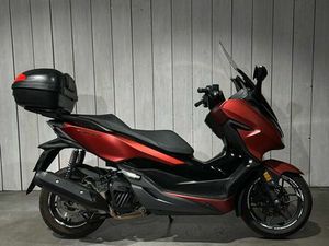 HONDA FORZA 125 - LE SHOWROOM