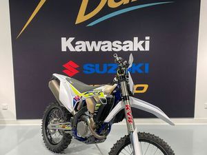 300 SEF R FACTORY OU 300 SEF R FACTORY HOMOLOGUÉE