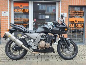 ② KAWASAKI Z 750 S DE MAI 2005 AVEC 15 300 KMS AU COMPTEUR !