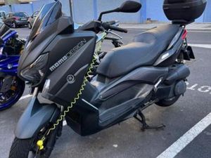 YAMAHA - XMAX 250 MOMO DESIGN