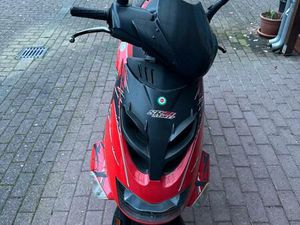 APRILIA SR STREET 50 ZU VERKAUFEN