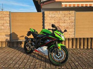 KAWASAKI NINJA 125 PERFORMANCE