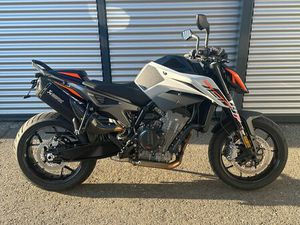 KTM 790 DUKE / EDLE POWER PARTS / NUR 750 KM !!