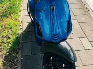 TEKOOP/TERUIL VESPA SPRINT 50CC 4TAKT — SCOOTERS | VESPA — MARKTPLAATS