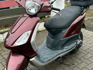 PIAGGIO FLY 50 2TAKTER