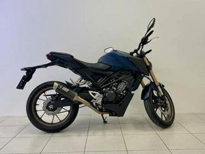 ② HONDA CB125R (ANNÉE DE CONSTRUCTION 2023)