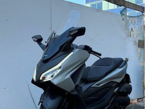 HONDA FORZA 125 – 2024 – 10 000 KM – PARFAIT ÉTAT