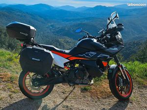KTM 890 SMT 9400 (OU 8900 SANS LA BAGAGERIE) FULL OPTIONS, SHIFTER, TECH PACK, GARANTIE 2027, TOP CASE, VALISES, ACCESSOIRES, POIGNÉES CHAUFFANTES, BULLE HAUTE,
