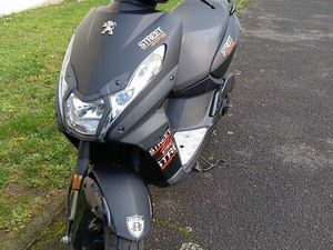 PEUGEOT STREETZONE
