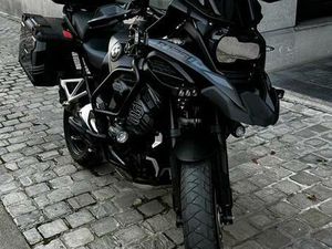 ② BMW R1250GS ADVENTURE