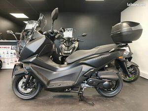 KYMCO SKYTOWN 125