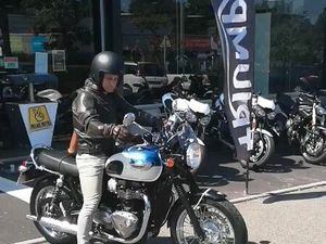 TRIUMPH BONNEVILLE T100 EN A2 D'ORIGINE