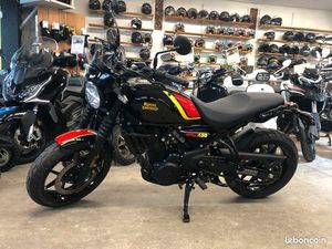 ROYAL ENFIELD 450 GUERRILLA PLAYA BLACK