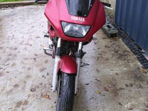 MOTO YAMAHA 600 XJS ANNEE 1999