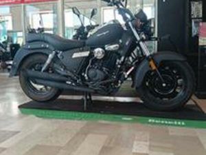 KEEWAY SUPERLIGHT 125