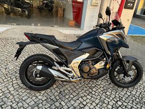 HONDA NC750X COIMBRA (SÉ NOVA, SANTA CRUZ, ALMEDINA E SÃO BARTOLOMEU)