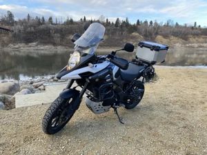 SUZUKI V-STROM 1000