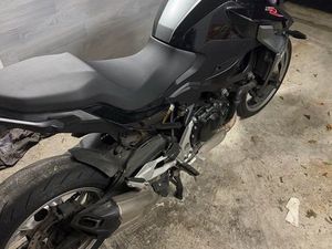 BMW F900R A2 PACK DYNAMIC, SHIFTER PRO,…