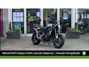 YAMAHA XSR900 I AKRAPOVIC I ZUBEHÖR