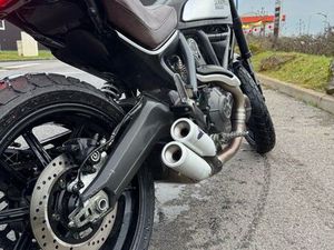 DUCATI SCRAMBLER FULL THROTTLE