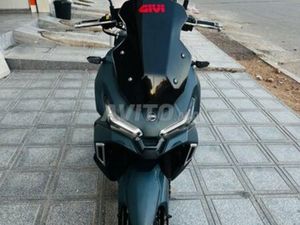 MOTO À VENDRE SYM HUSKY ADV 200