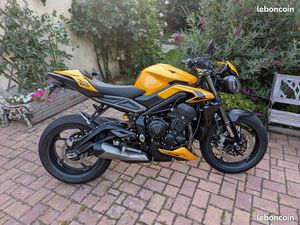 TRIUMP 765 RS 2024 RÉVISÉE / GARANTIE ETAT NEUF