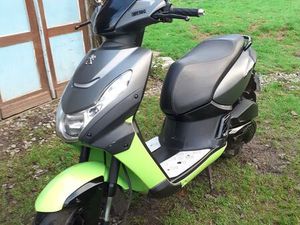 SCOOTER PEUGEOT STREETZONE