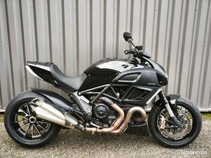 DUCATI DIAVEL FULL + GROSSE REVISION + OPTIONS