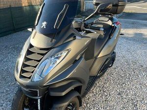 A VENDRE MÉTROPOLIS EN BON ÉTAT DE FONCTIONNEMENT