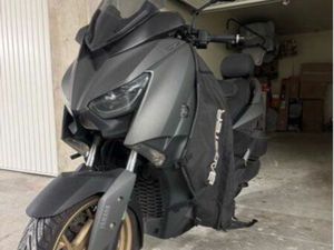 X-MAX 300 TECH MAX 2021