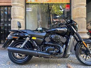HARLEY DAVIDSON - STREET 750