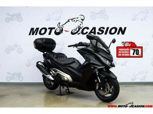 KYMCO - AK 550