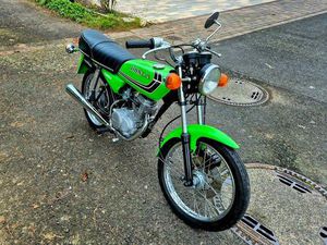 HONDA CB 50 J GRÜN - VIELE NEUTEILE SOWIE GUTACHTEN VOM TÜV