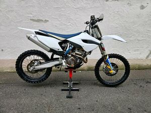 HUSQVARNA FC 250 CROSS MOTOCROSS 4 TAKTER