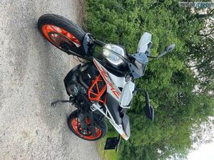 KTM 390 DUKE
