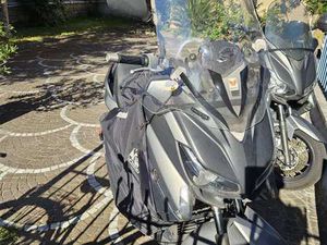 YAMAHA X-MAX 250 GRIGIO