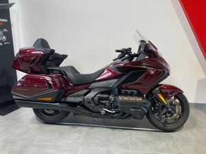 HONDA GOLDWING TOURING DCT AIRBAG 2025 1833 CM3 | MOTO ROUTIÈRE | 2 095 KM | ARGENT | 35132 VEZIN LE COQUET