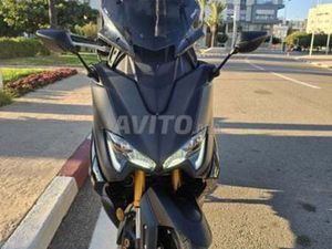 YAMAHA TMAX 530