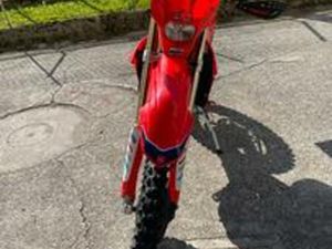 HONDA CRF 250 R 2022