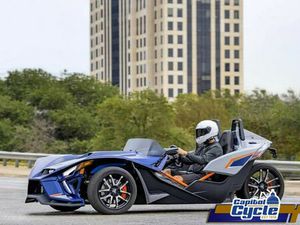 2022 POLARIS SLINGSHOT® SLINGSHOT® R MIDNIGHT STORM FADE (AUTODRIVE)