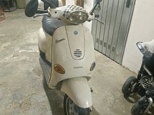 VESPA 125 ET4