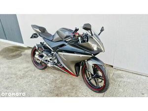 YAMAHA R125