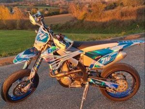 VENDS OU ECHANGE 530 TM RACING SMR JUIN 2023 AVEC 1600KM ÉTAT NEUF